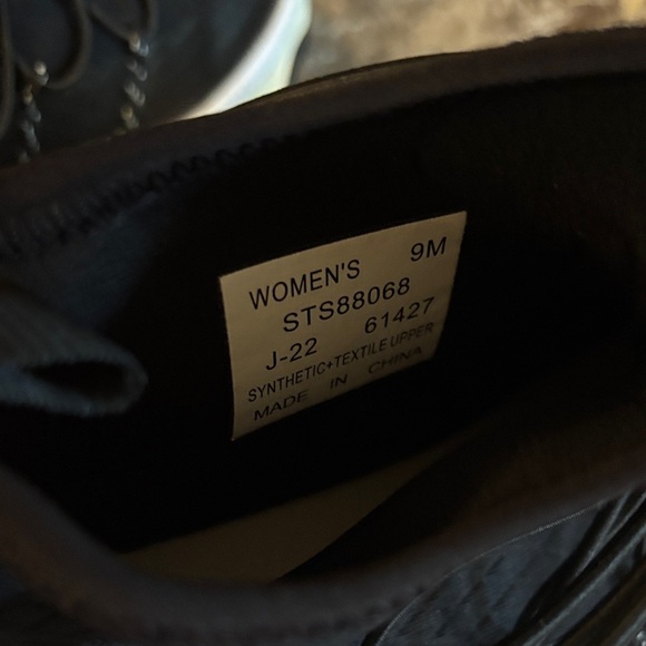 SPERRY size 9 Plushwave Black Water resistant bootie - Picture 5 of 8